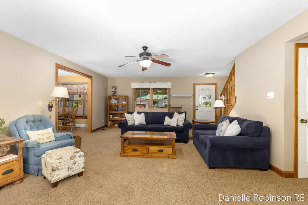 4260 Niles Avenue Park Township MI 49424