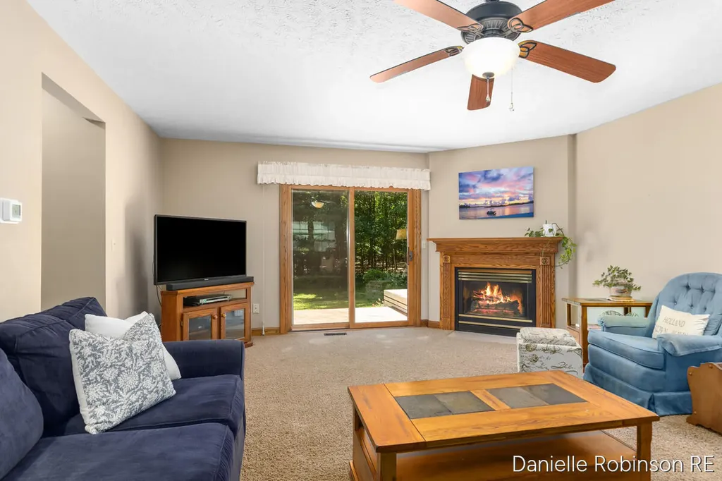 4260 Niles Avenue Park Township MI 49424