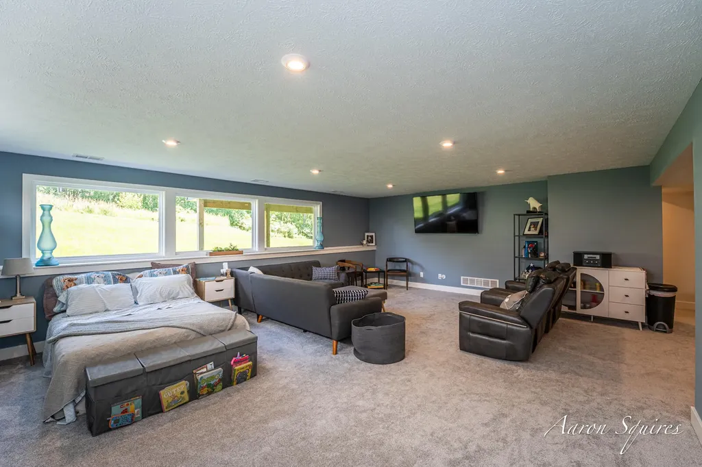 8262 Autumn Acres Drive NE Rockford City MI 49341