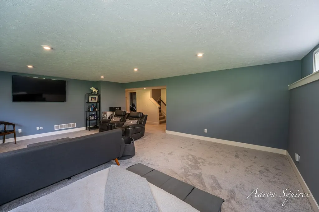 8262 Autumn Acres Drive NE Rockford City MI 49341