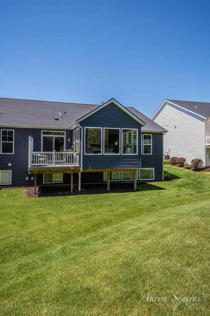 8262 Autumn Acres Drive NE Rockford City MI 49341