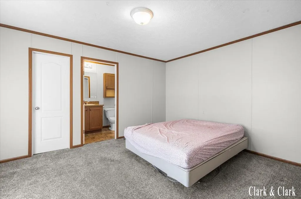 12739 Meadow Drive Wayland City MI 49348
