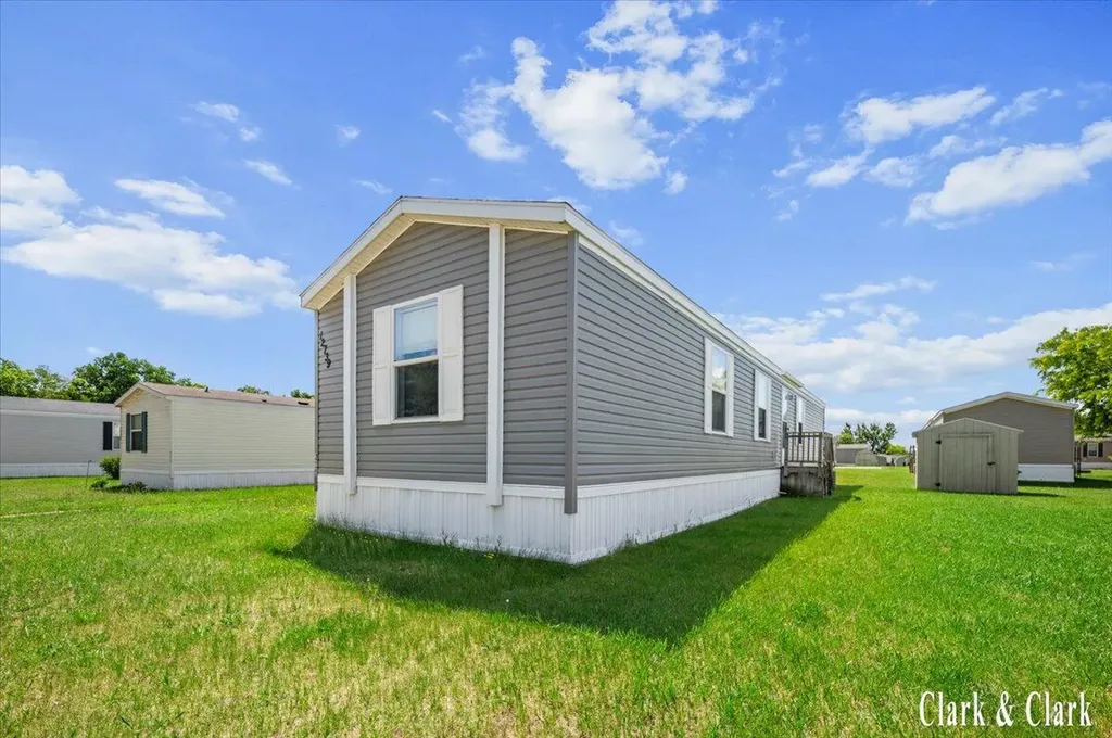 12739 Meadow Drive Wayland City MI 49348