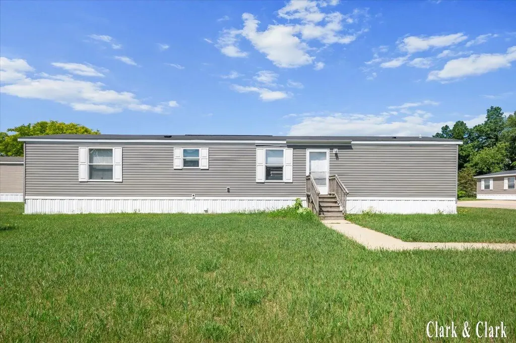 12739 Meadow Drive Wayland City MI 49348