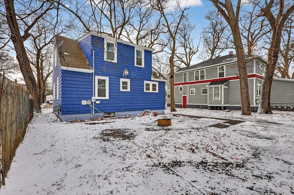 2520 5th Street Muskegon Heights City MI 49444