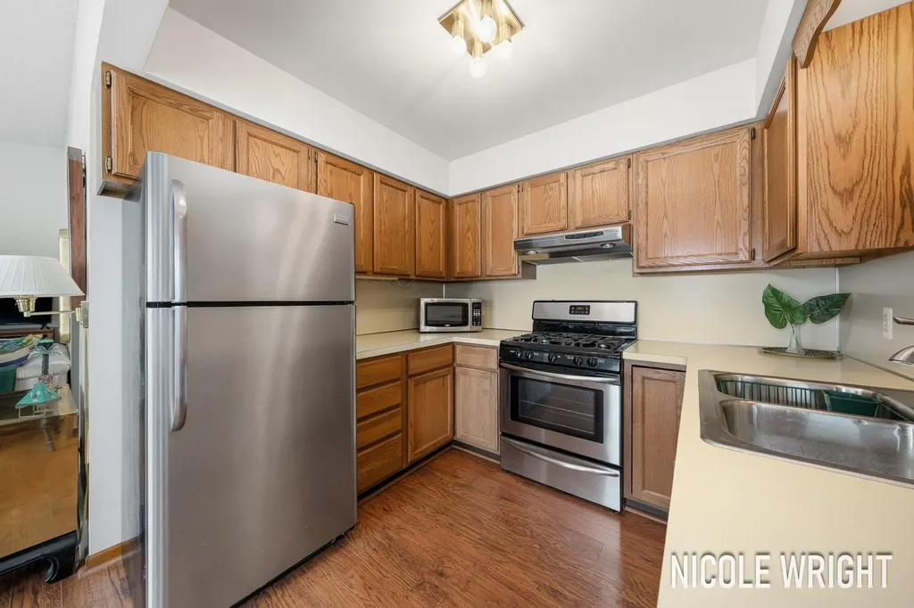 2922 Porter Court SW Grandville City MI 49418