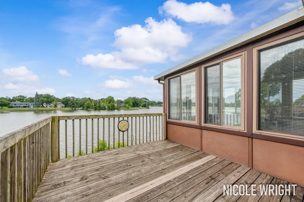 2922 Porter Court SW Grandville City MI 49418