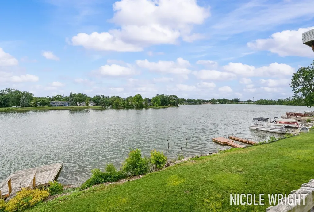 2922 Porter Court SW Grandville City MI 49418