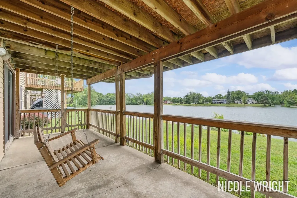 2922 Porter Court SW Grandville City MI 49418