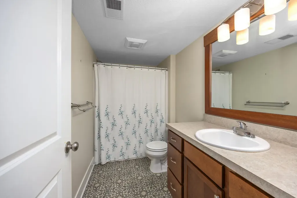 706 Braeside Drive SE Gaines Charter Township MI 49315