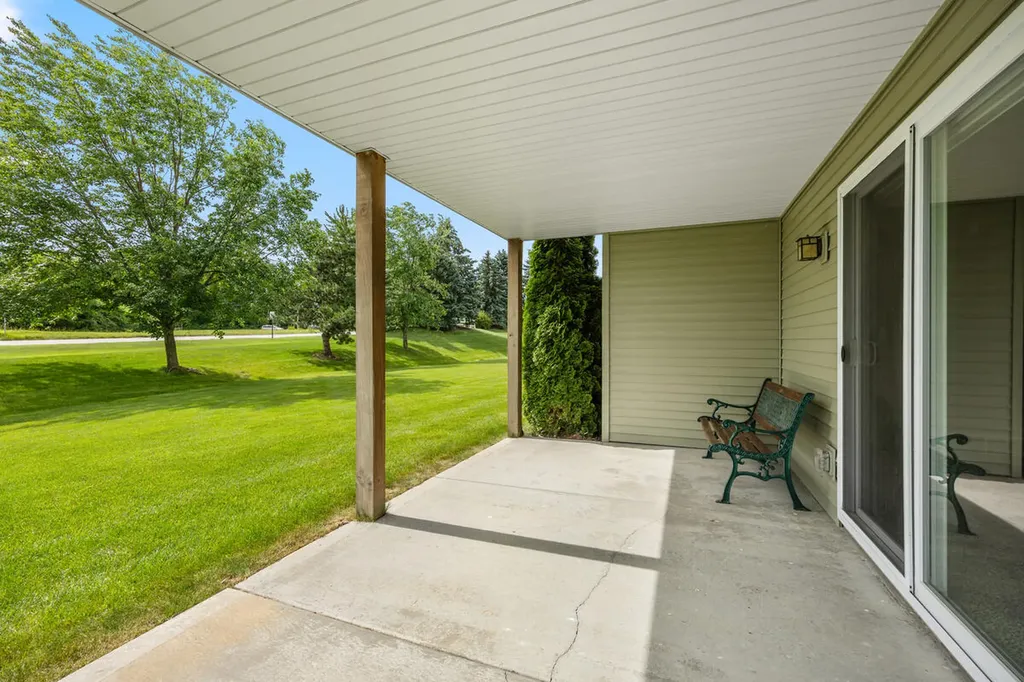 706 Braeside Drive SE Gaines Charter Township MI 49315