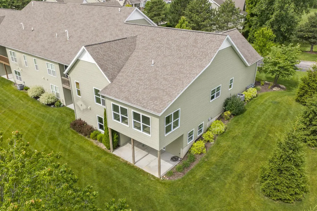 706 Braeside Drive SE Gaines Charter Township MI 49315