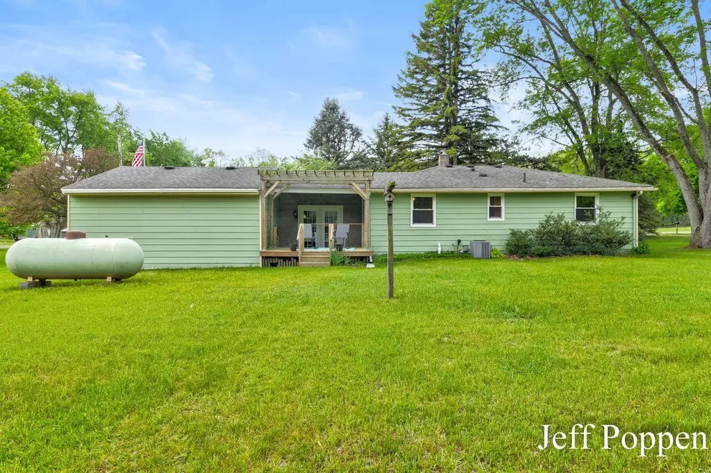 4379 20 Mile Road NE Solon Township MI 49343