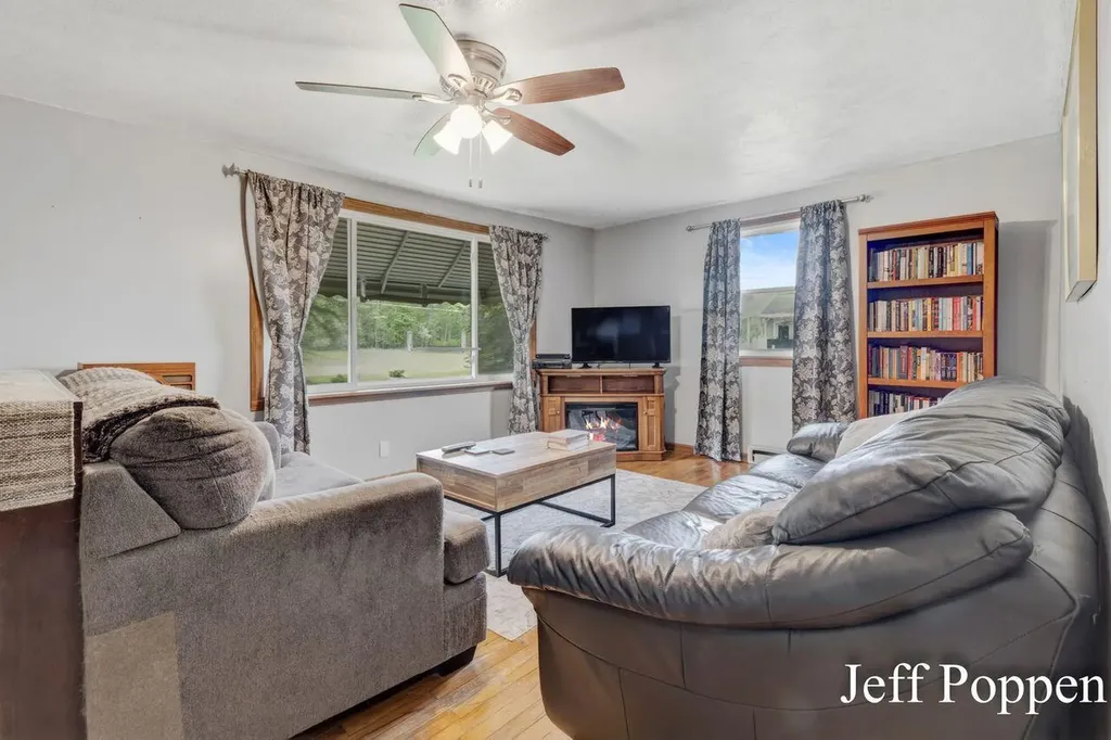 4379 20 Mile Road NE Solon Township MI 49343