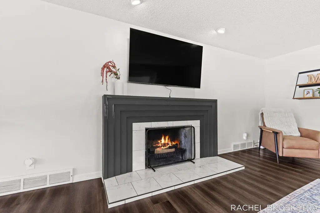 3185 Baker Park Drive SE Grand Rapids City MI 49508