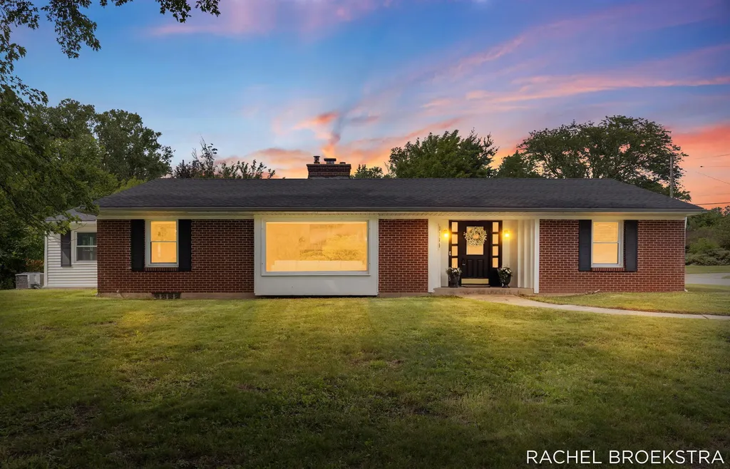 3185 Baker Park Drive SE Grand Rapids City MI 49508