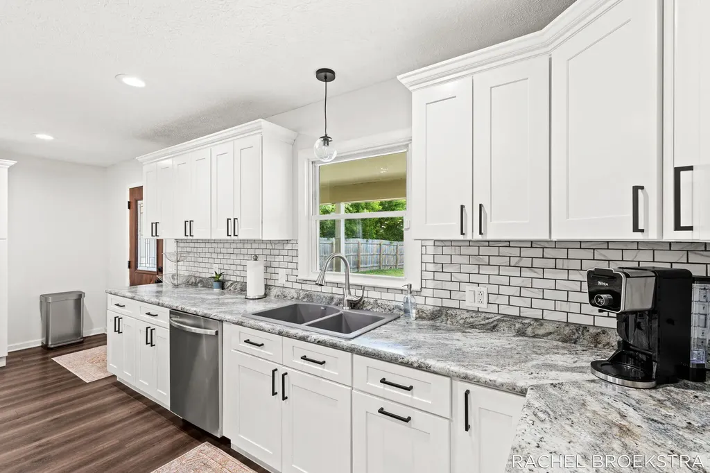 3185 Baker Park Drive SE Grand Rapids City MI 49508