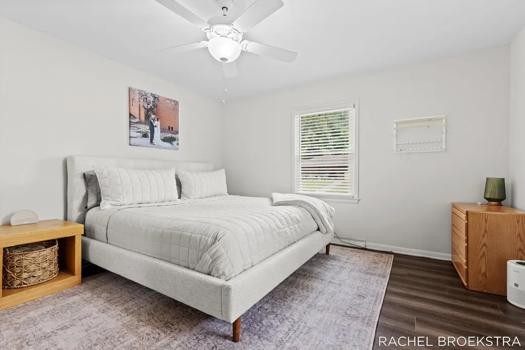 3185 Baker Park Drive SE Grand Rapids City MI 49508