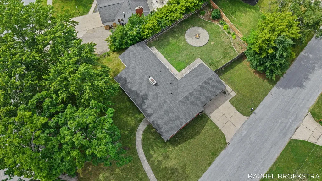 3185 Baker Park Drive SE Grand Rapids City MI 49508