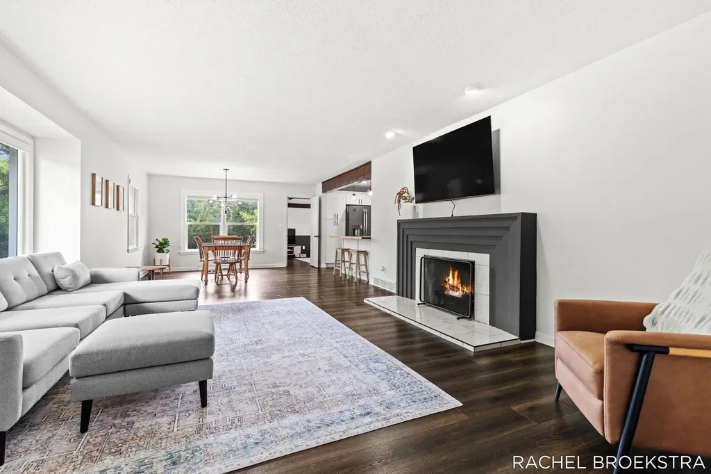 3185 Baker Park Drive SE Grand Rapids City MI 49508