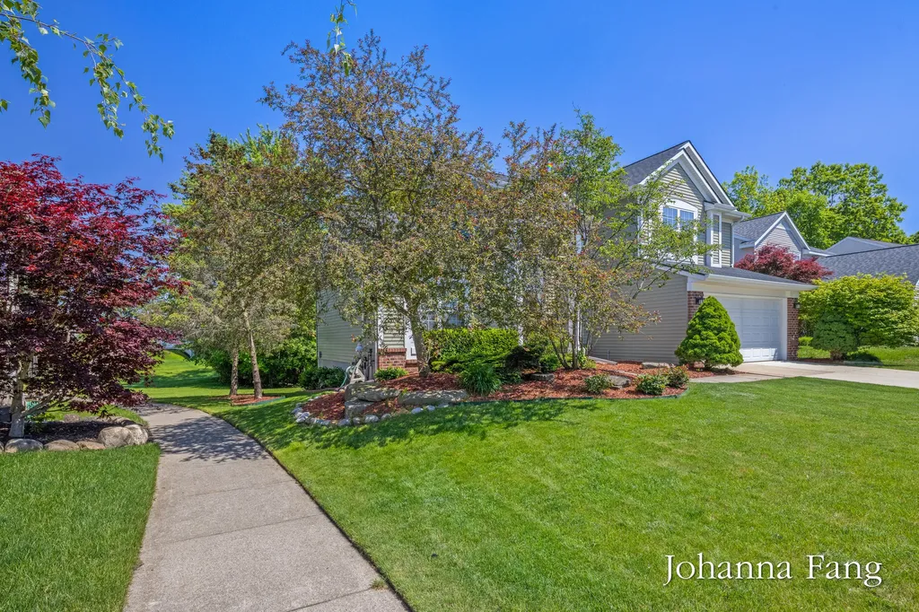 3673 Maple Hurst Drive SE Kentwood City MI 49512