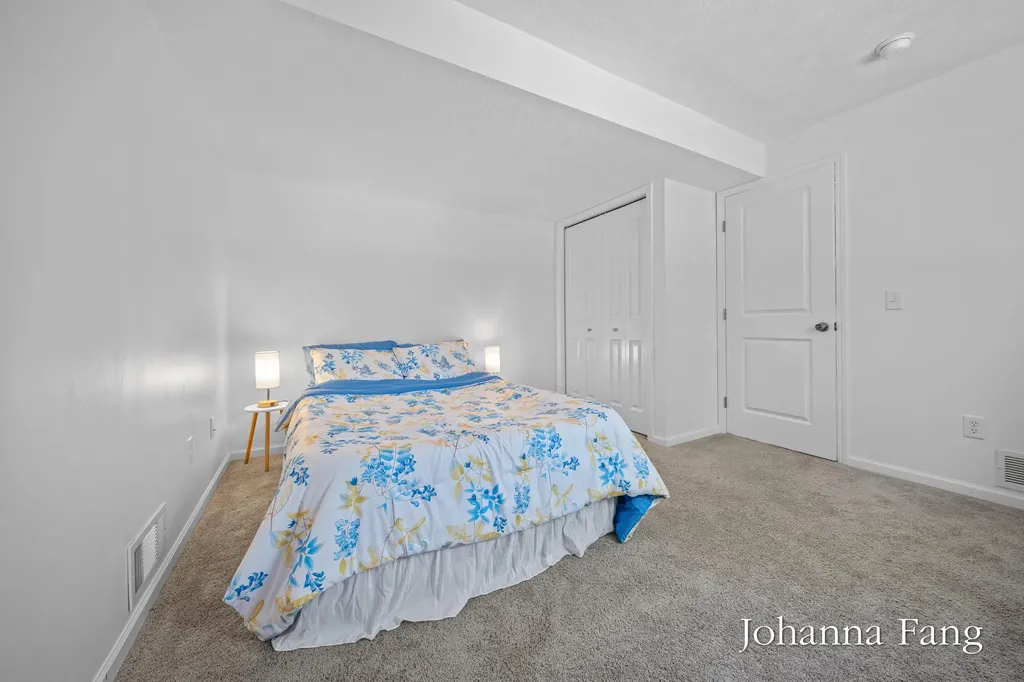3673 Maple Hurst Drive SE Kentwood City MI 49512