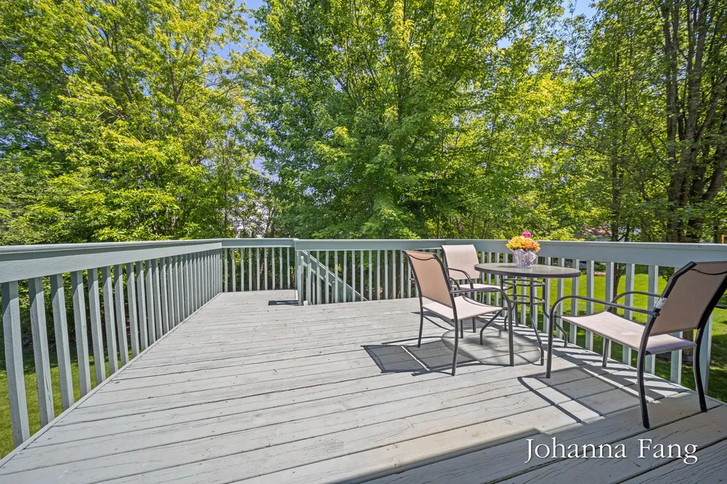 3673 Maple Hurst Drive SE Kentwood City MI 49512