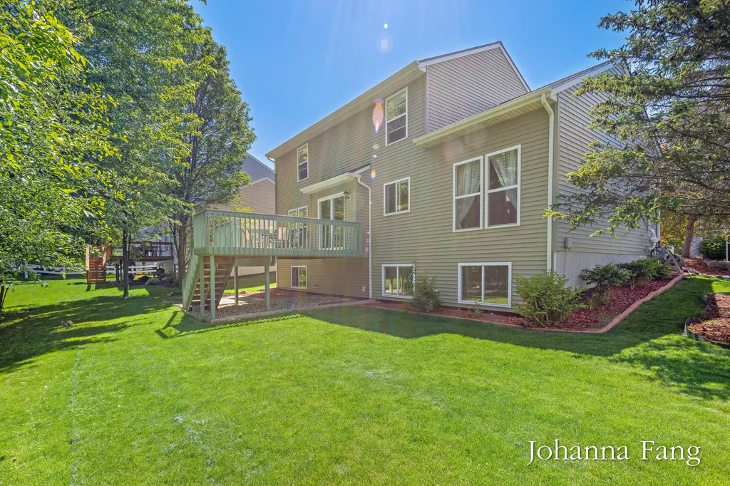 3673 Maple Hurst Drive SE Kentwood City MI 49512