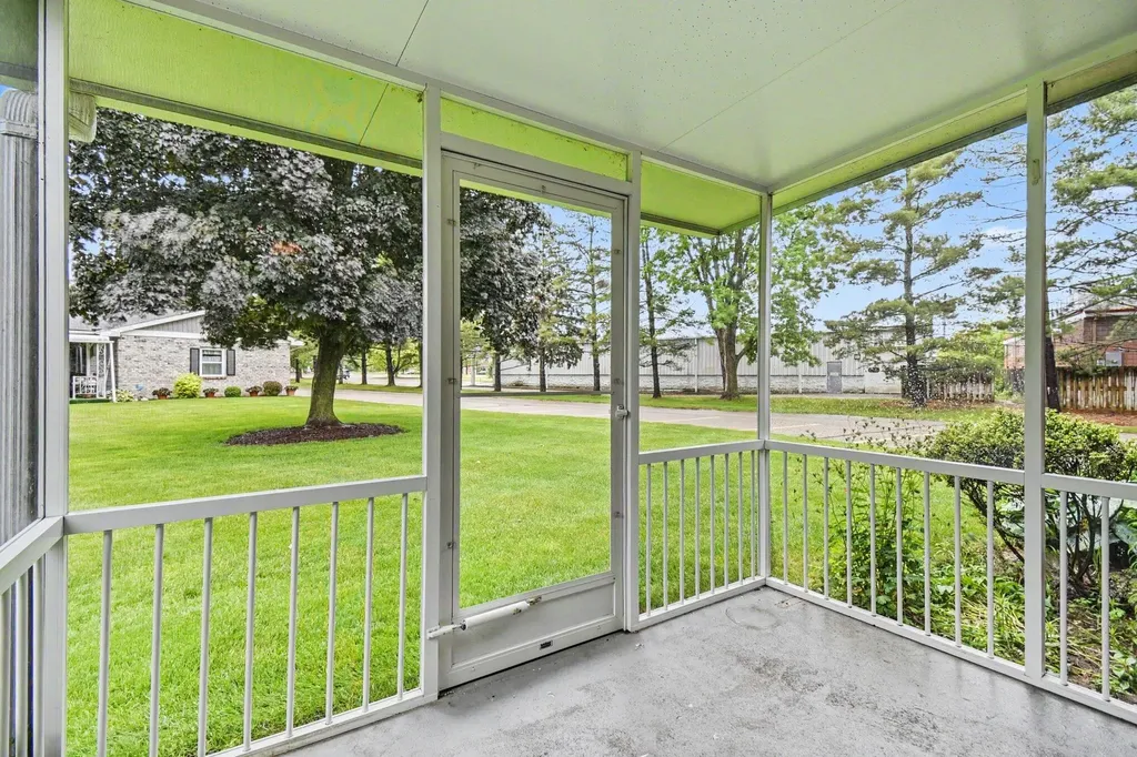 5153 Southglow Court SE Kentwood City MI 49508