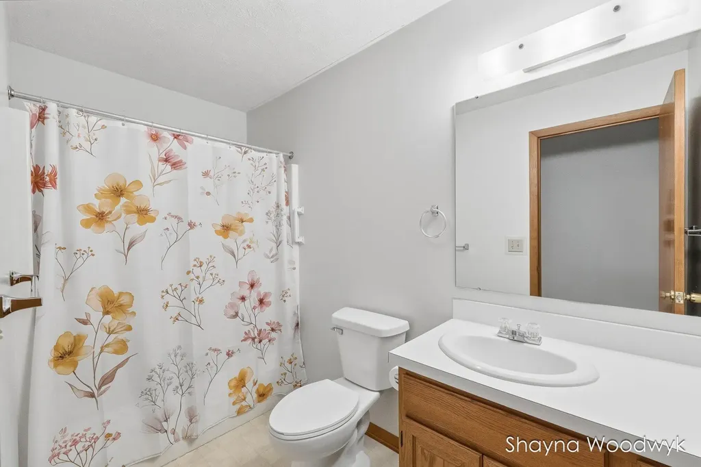 925 N Wilson Street Hastings City MI 49058