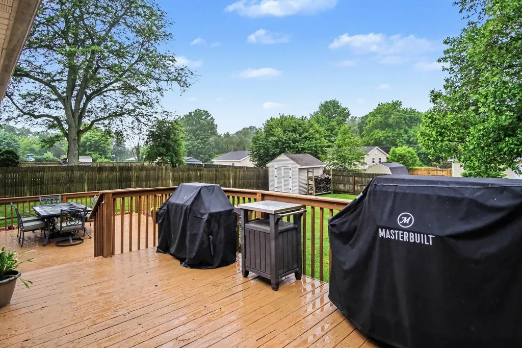 5495 Rockridge Drive NE Plainfield Charter Township MI 49321