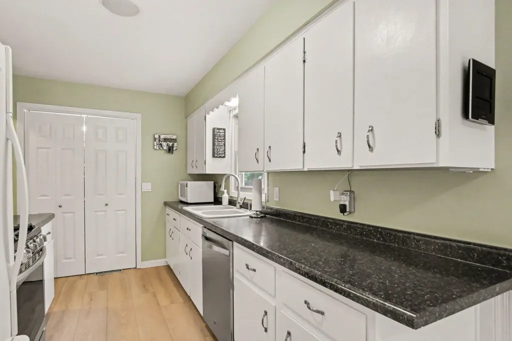 5495 Rockridge Drive NE Plainfield Charter Township MI 49321