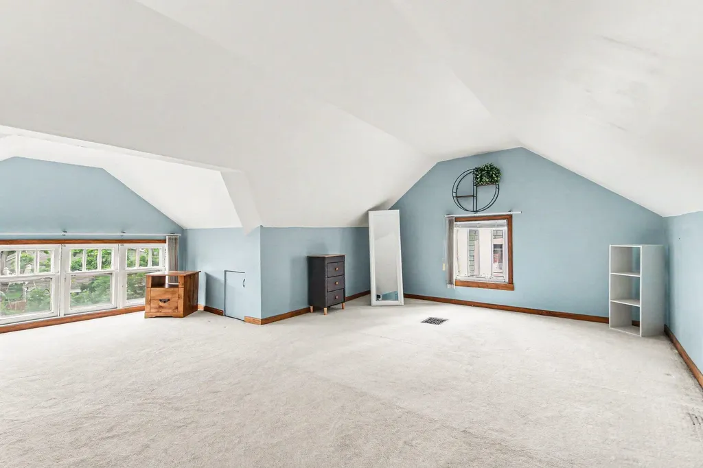 47 Carlton Avenue SE Grand Rapids City MI 49506