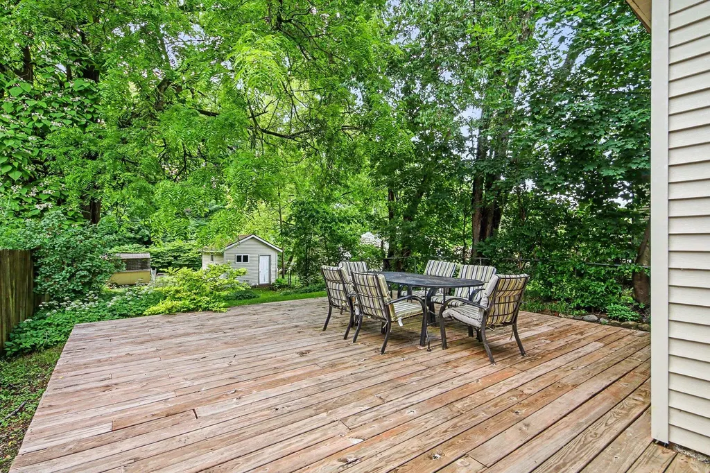 47 Carlton Avenue SE Grand Rapids City MI 49506
