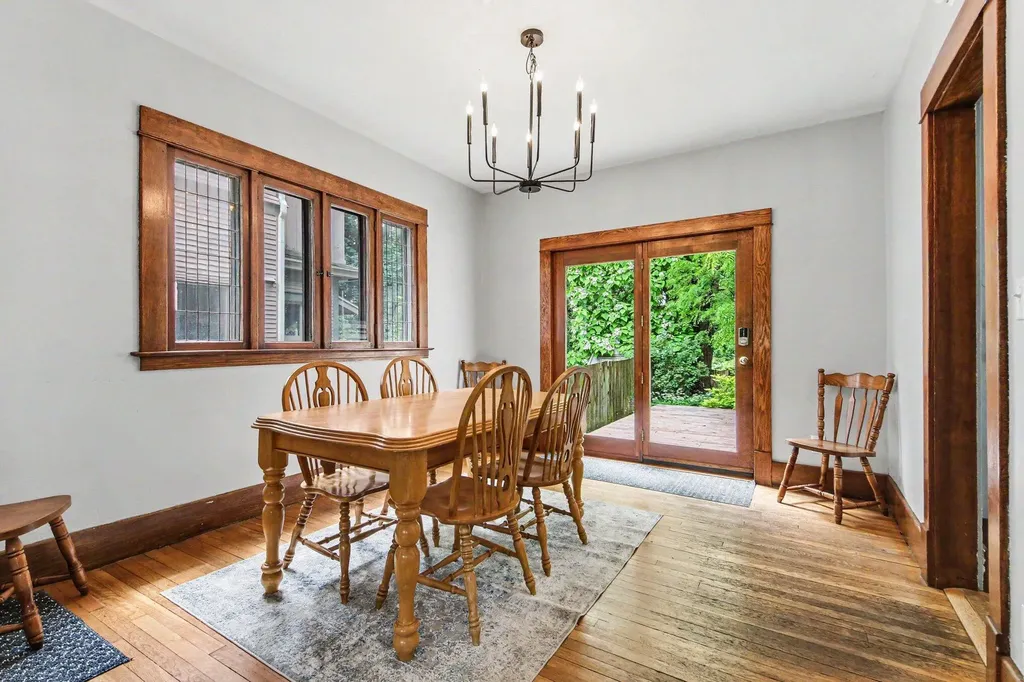 47 Carlton Avenue SE Grand Rapids City MI 49506