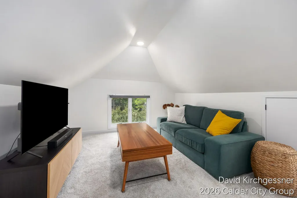 1224 Benjamin Avenue SE Grand Rapids City MI 49506