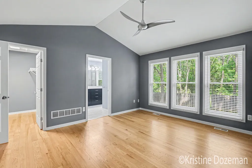 4545 Orchard Creek Drive SE Kentwood City MI 49546