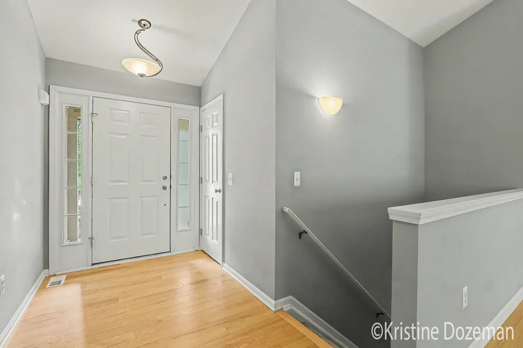 4545 Orchard Creek Drive SE Kentwood City MI 49546