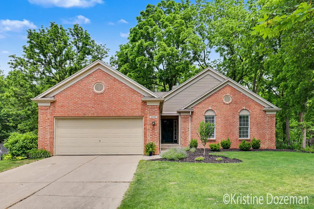 4545 Orchard Creek Drive SE Kentwood City MI 49546