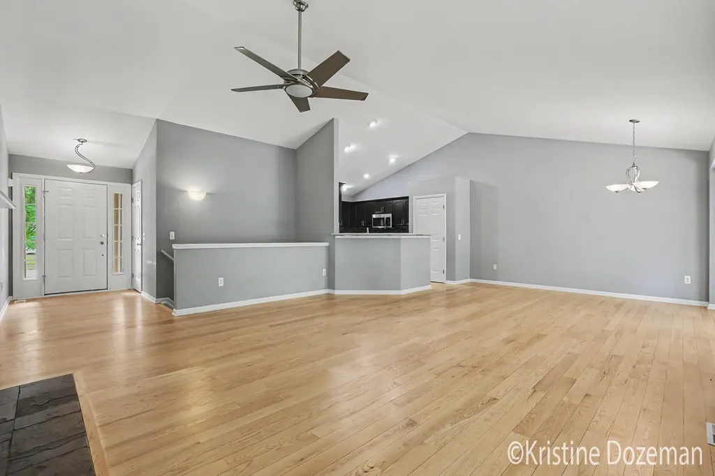 4545 Orchard Creek Drive SE Kentwood City MI 49546