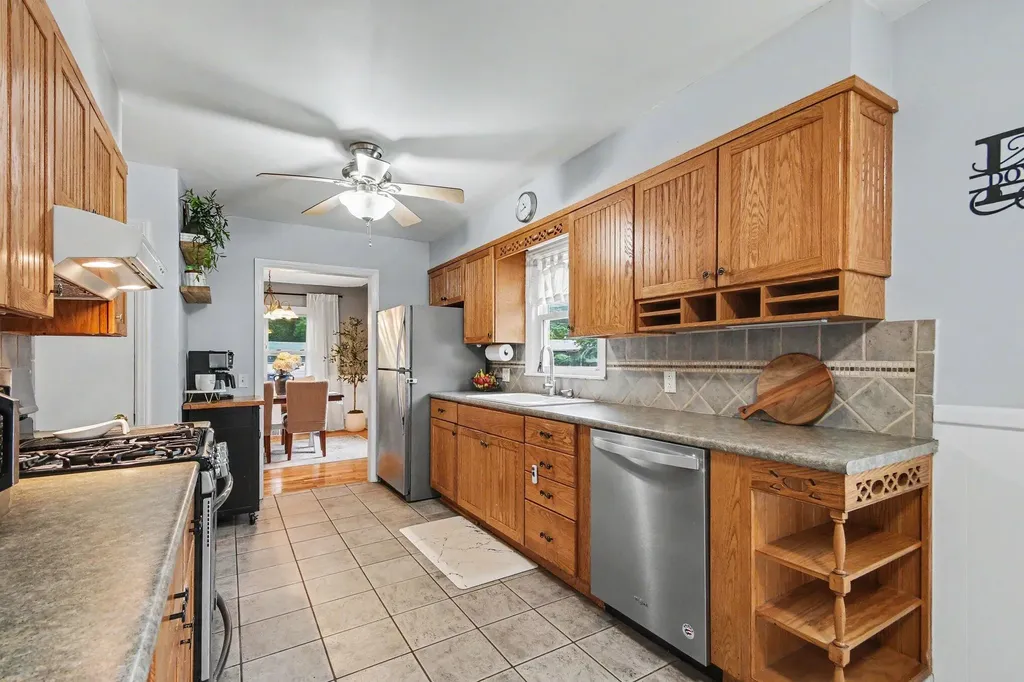 1263 Benning Avenue NW Grand Rapids City MI 49504