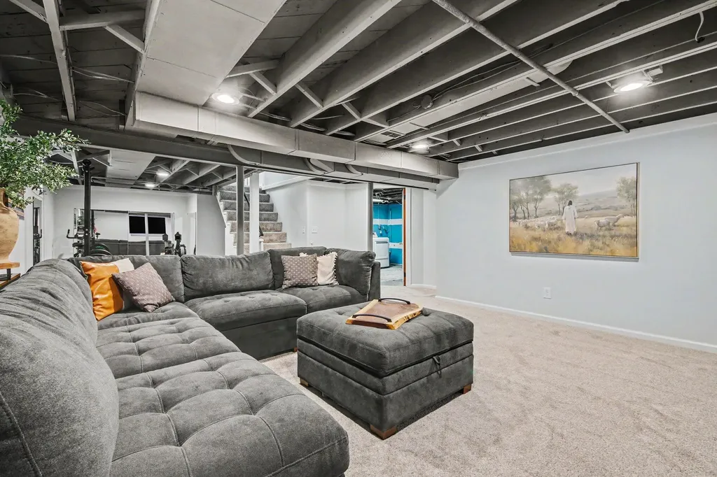 1263 Benning Avenue NW Grand Rapids City MI 49504