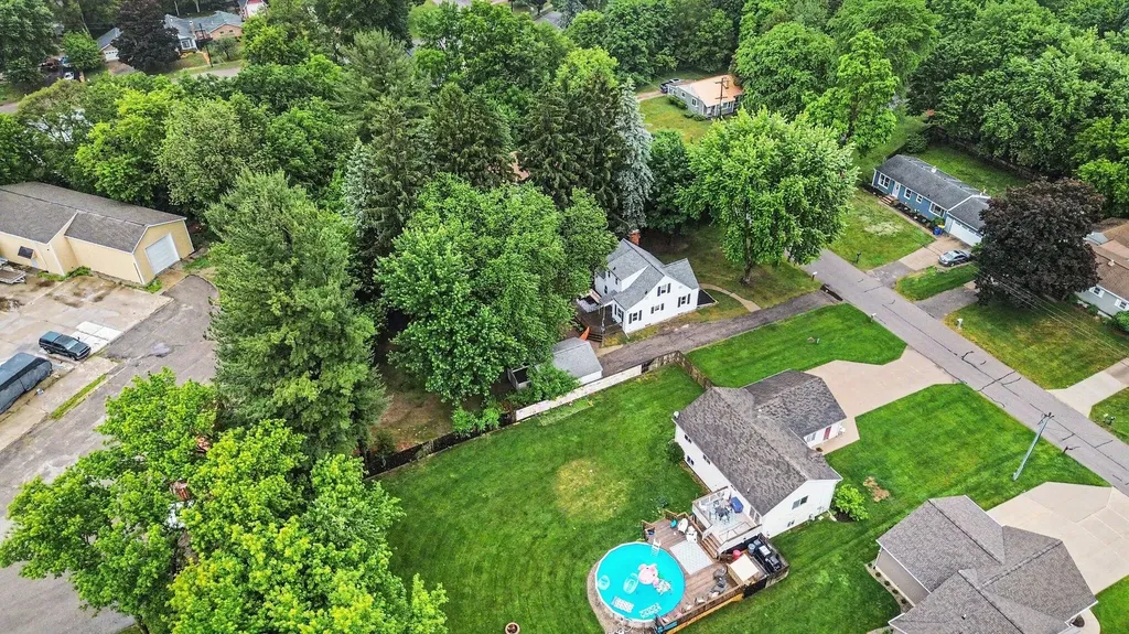 1263 Benning Avenue NW Grand Rapids City MI 49504