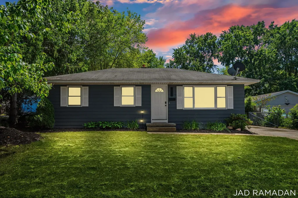 1620 32nd Street SW Wyoming City MI 49519