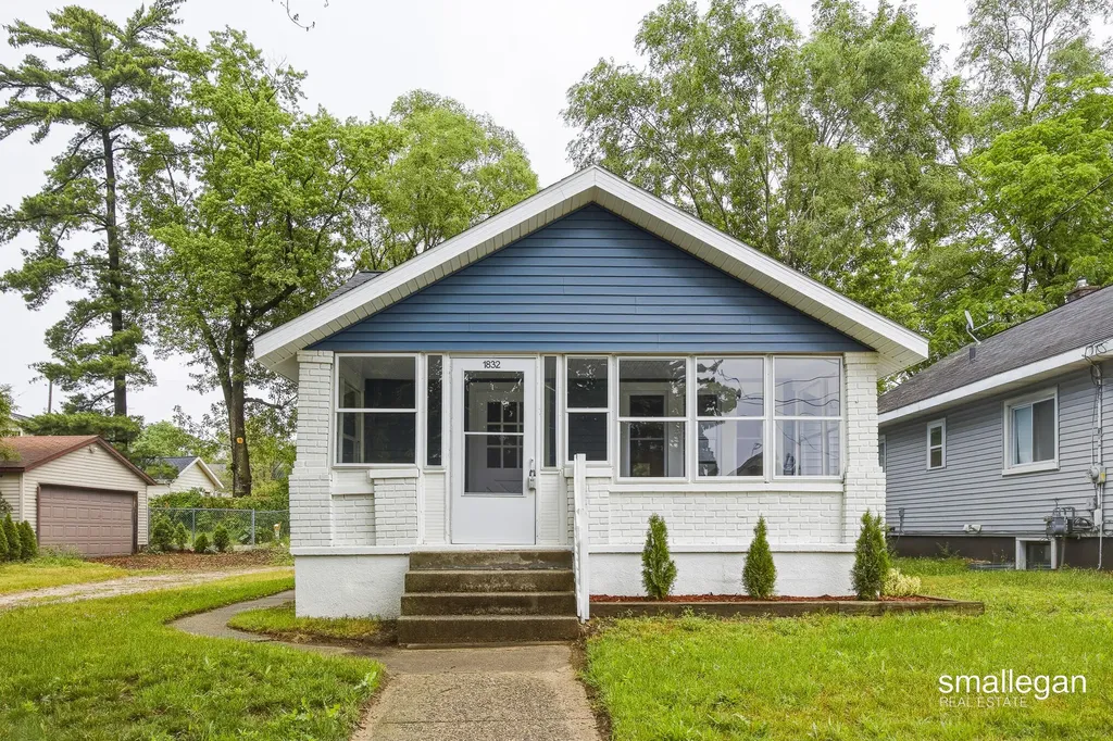 1832 Ralph Avenue SE Grand Rapids City MI 49507