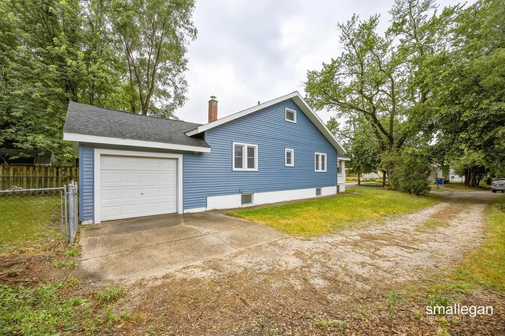 1832 Ralph Avenue SE Grand Rapids City MI 49507