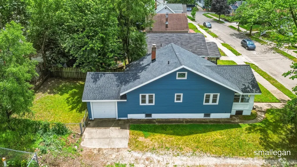 1832 Ralph Avenue SE Grand Rapids City MI 49507