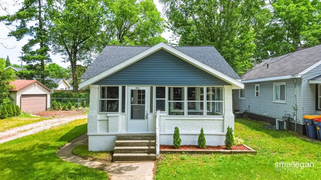 1832 Ralph Avenue SE Grand Rapids City MI 49507