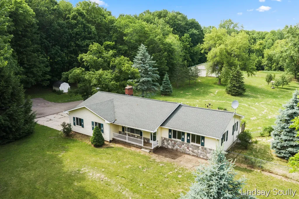 1525 104th Street SW Byron Township MI 49315
