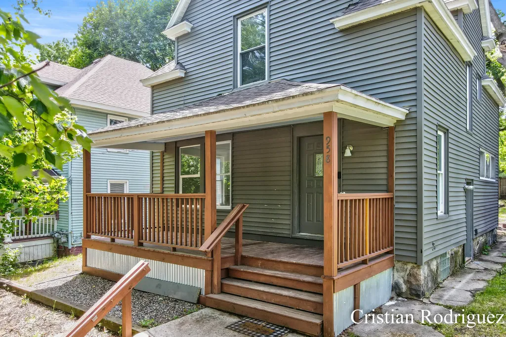 958 Dunham Street SE Grand Rapids City MI 49506